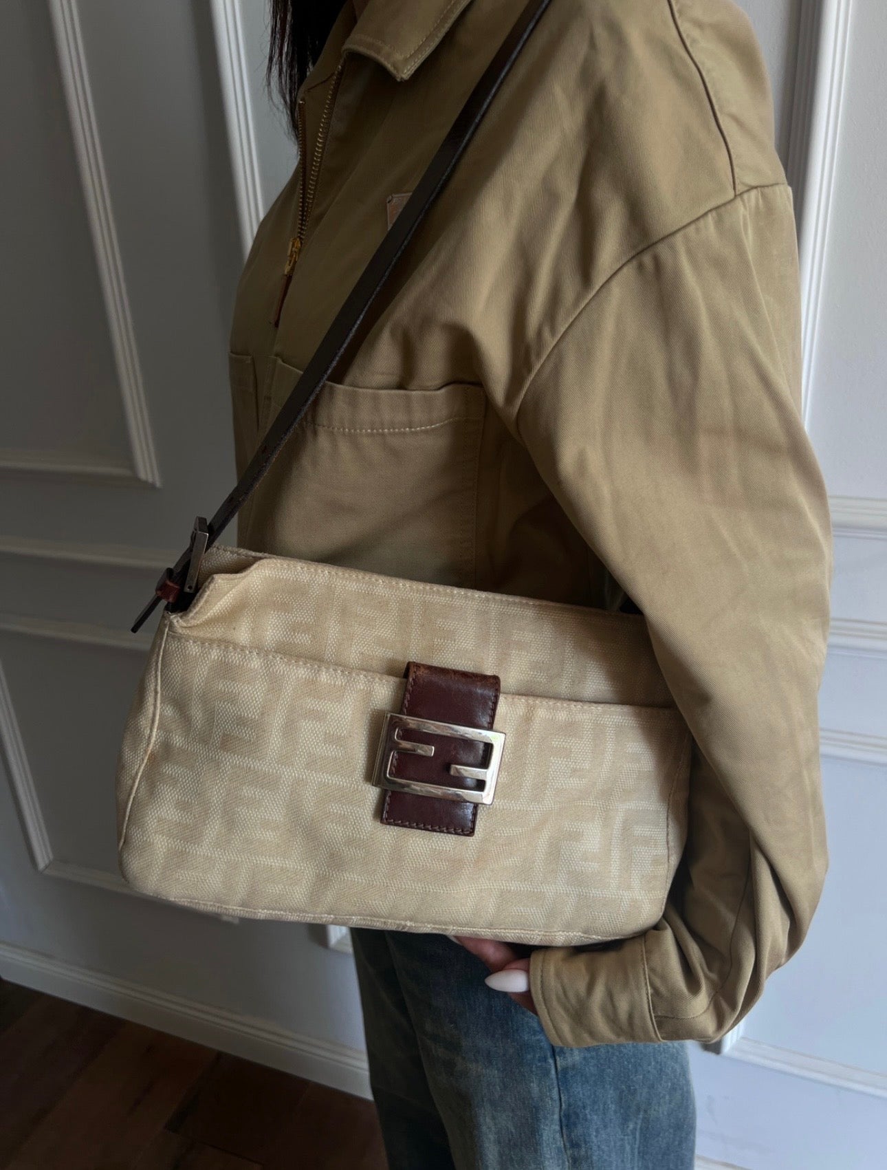 Fendi Baguette Medium Beige