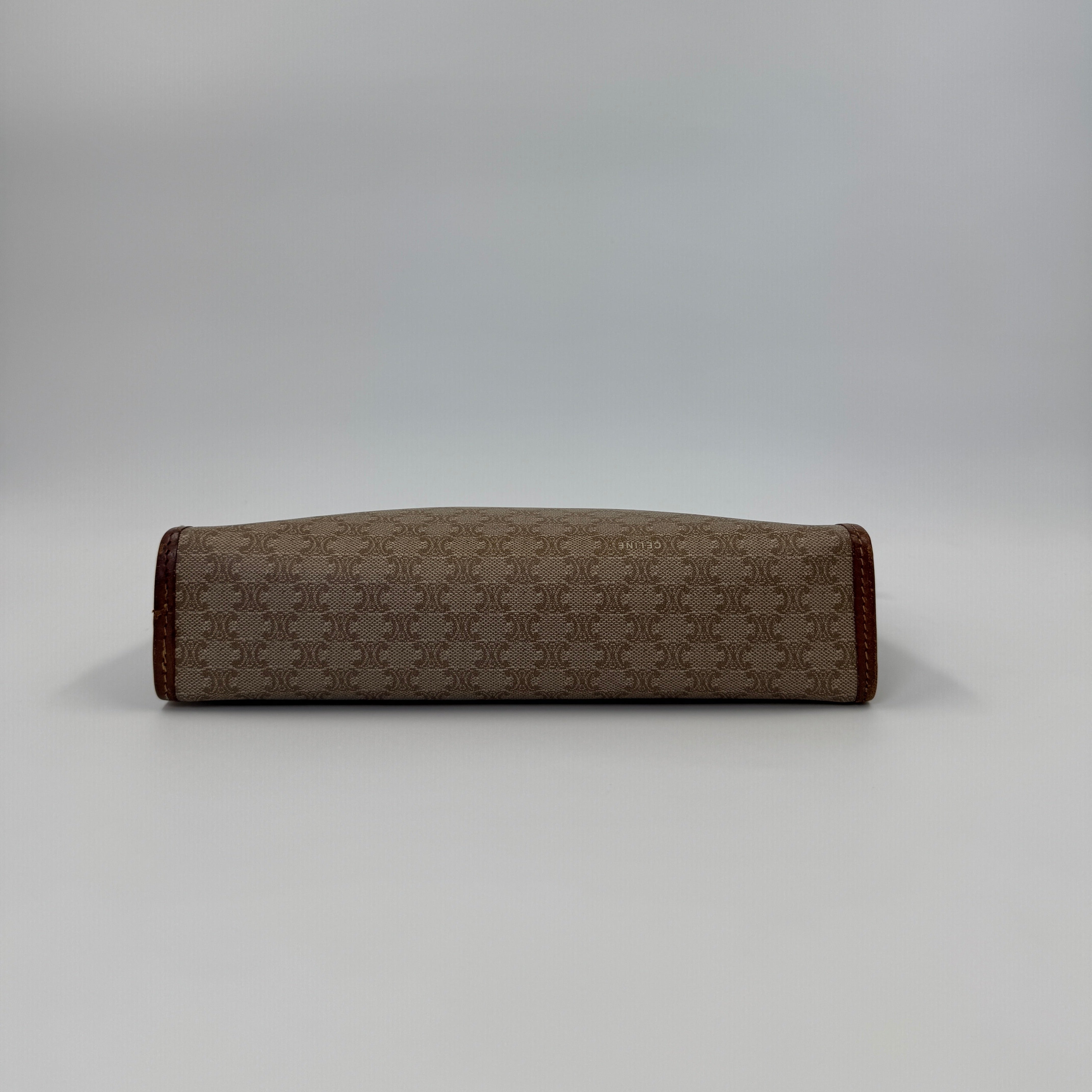 Céline Clutch Beige