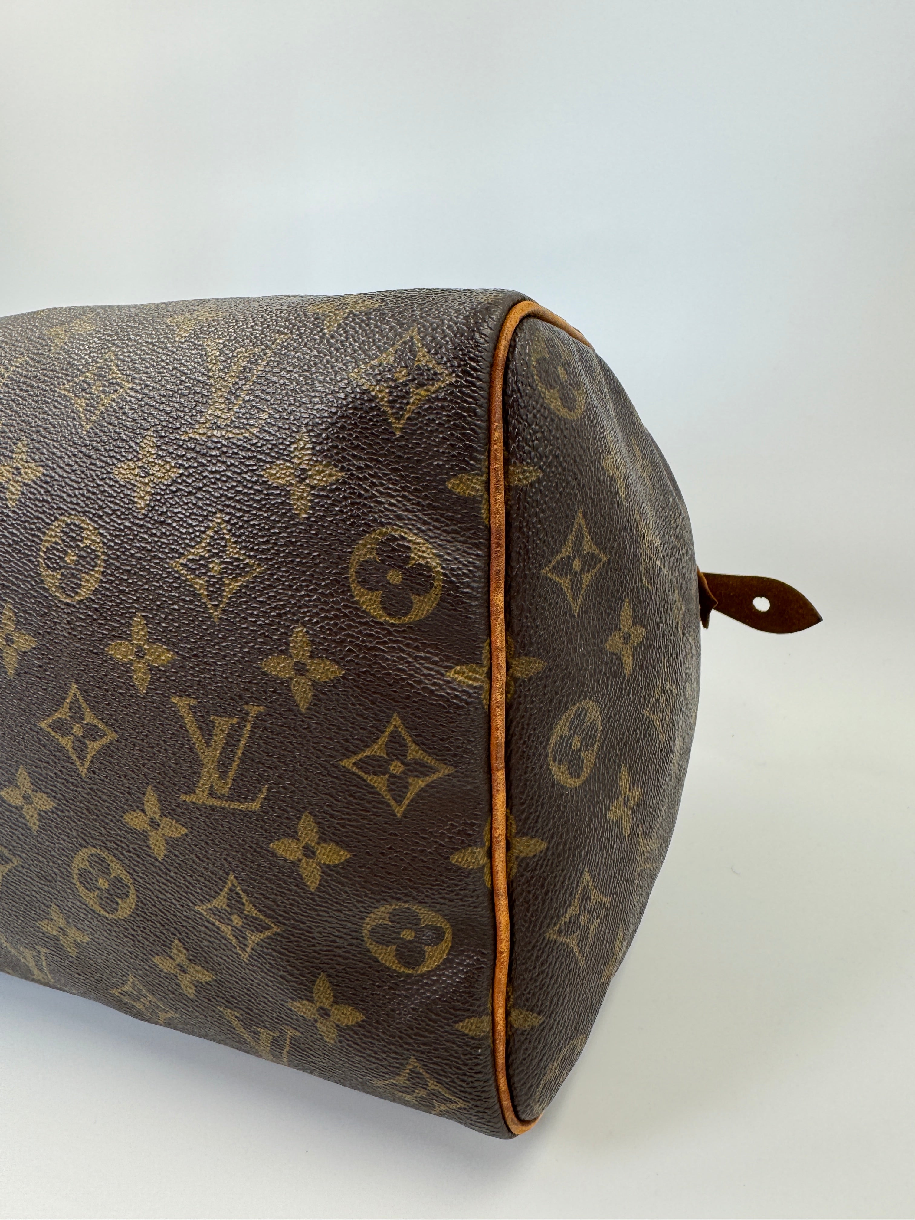 Louis Vuitton Speedy 35