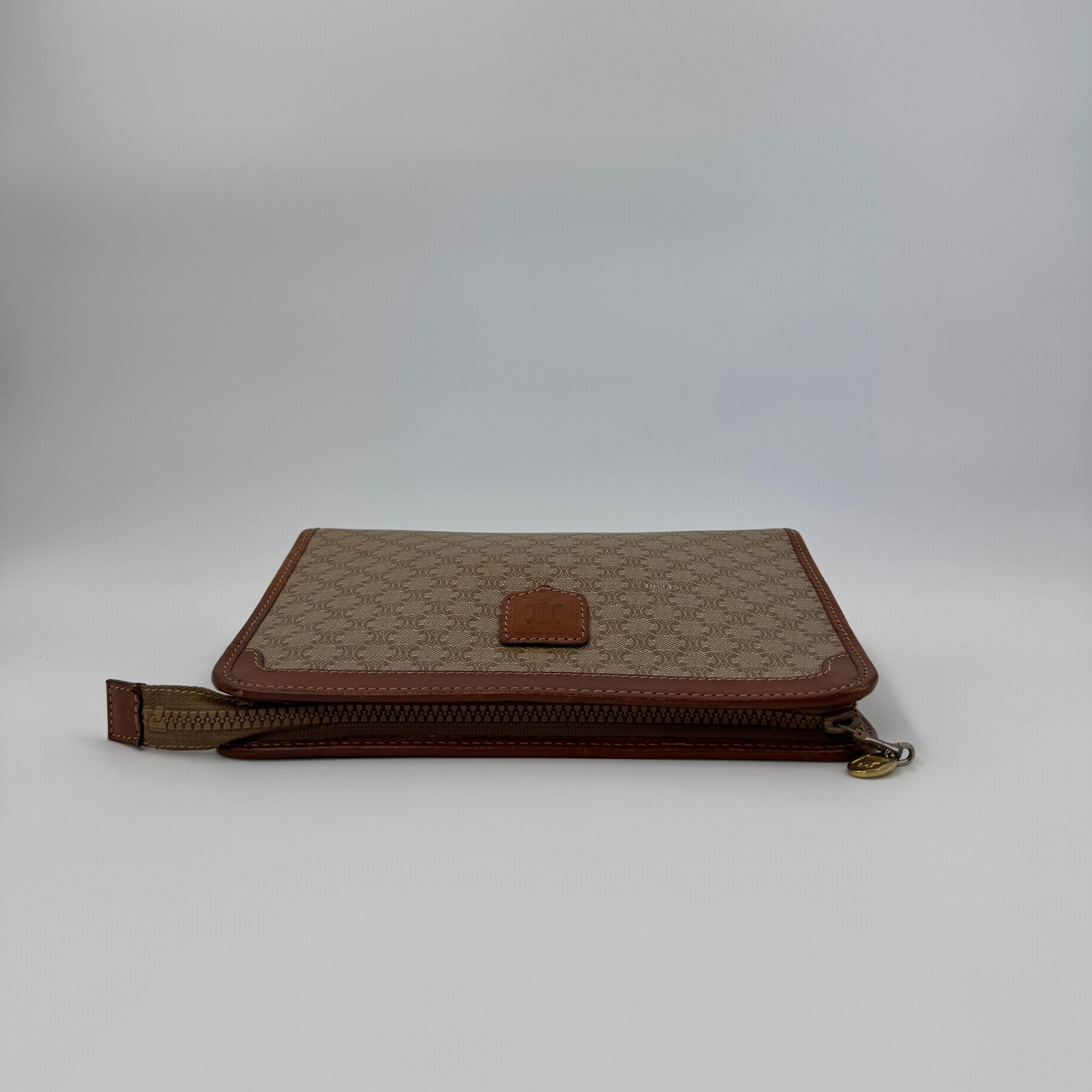 Céline Clutch Beige