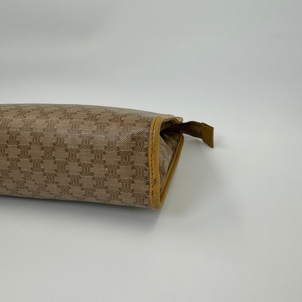 Céline Clutch Beige