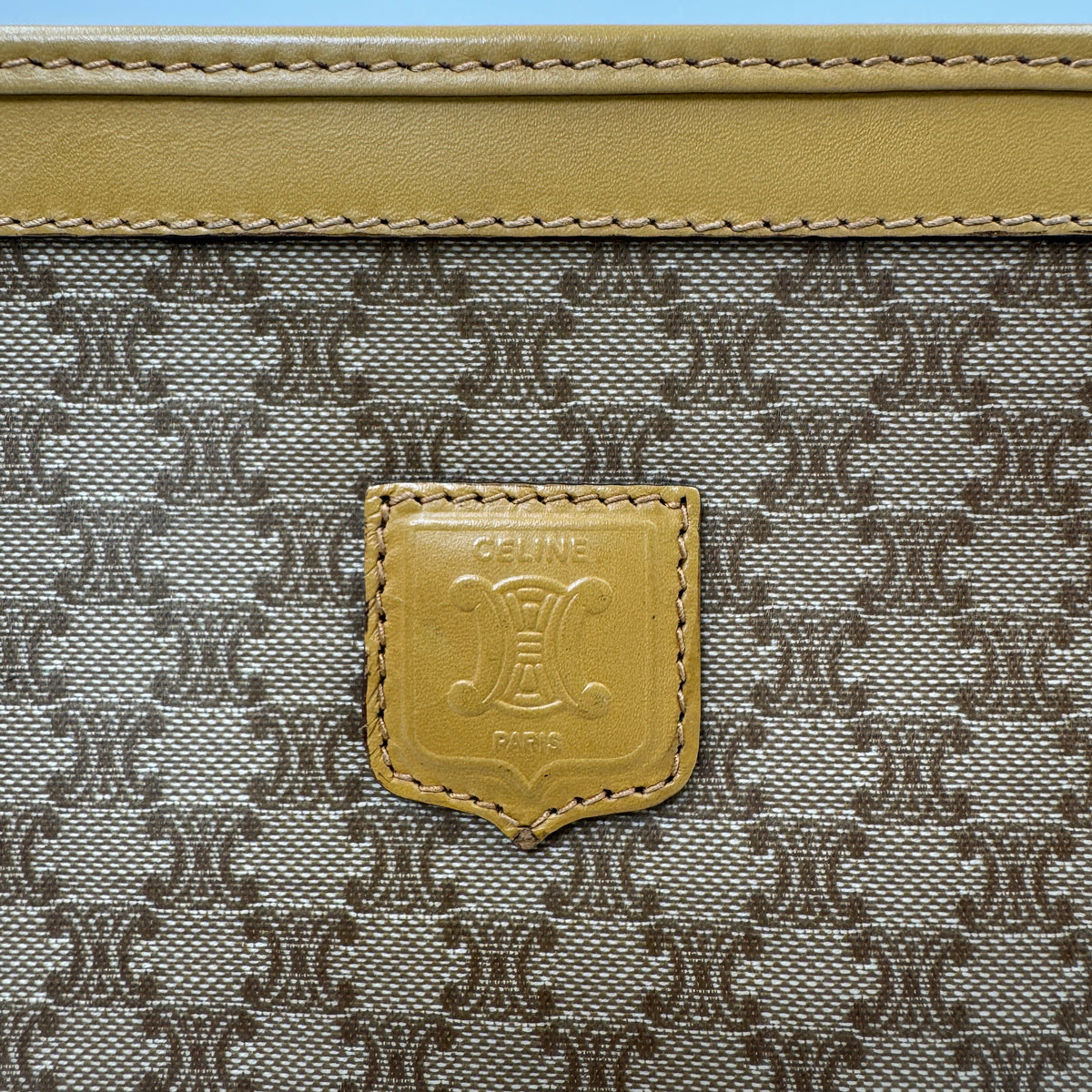 Céline Clutch Beige