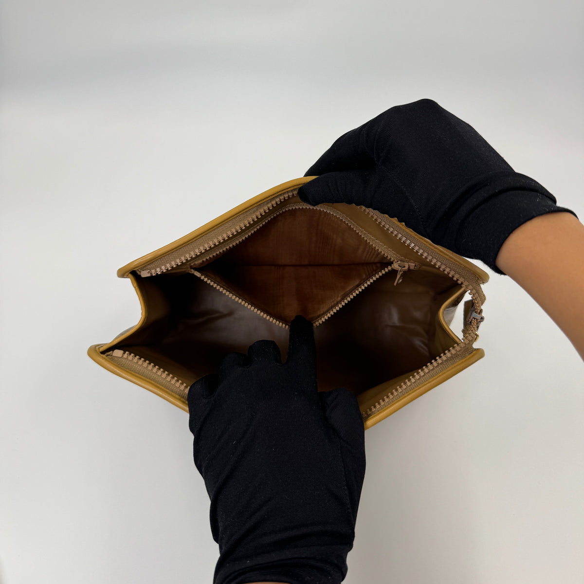 Céline Clutch Beige