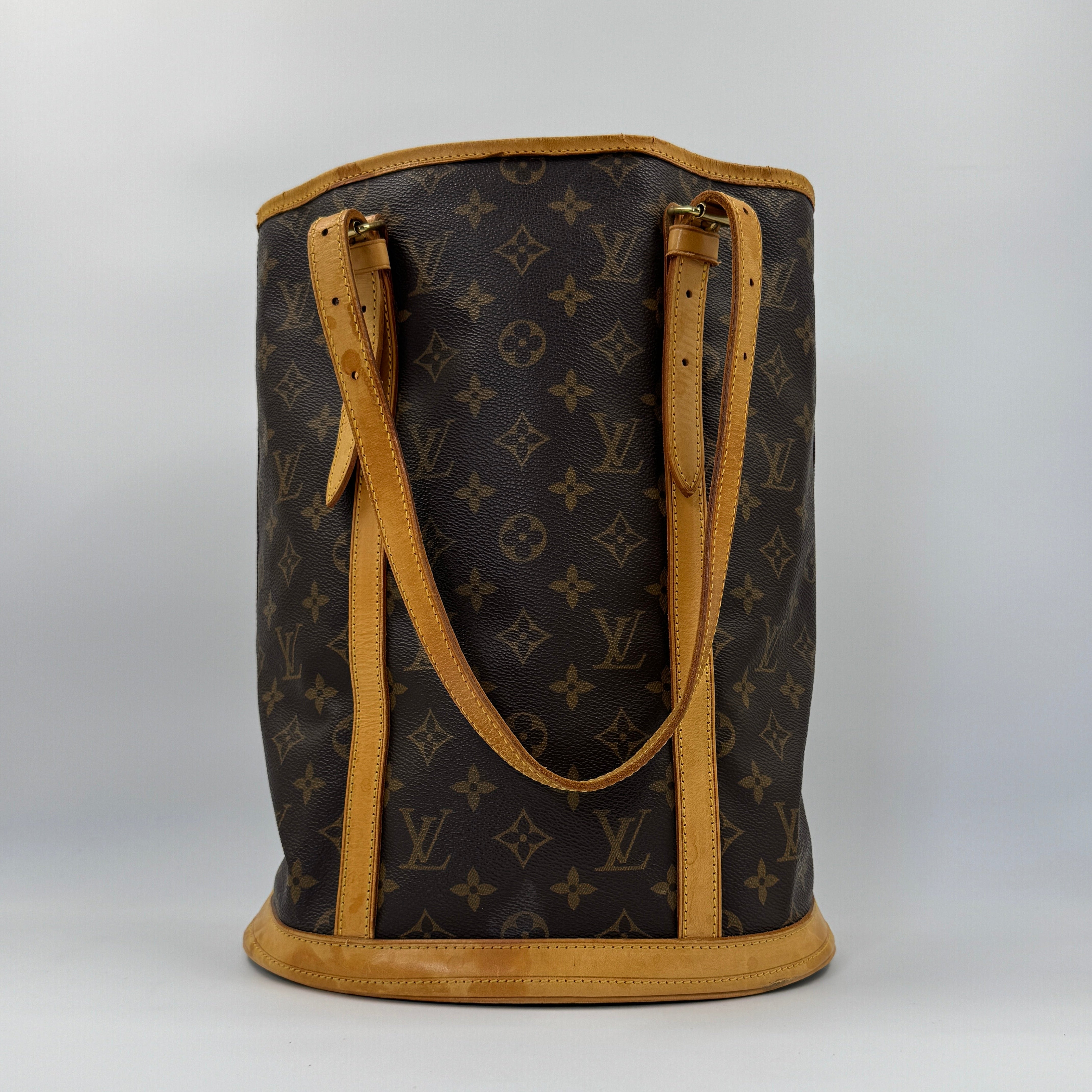 Louis Vuitton Petit Marais Bucket GM
