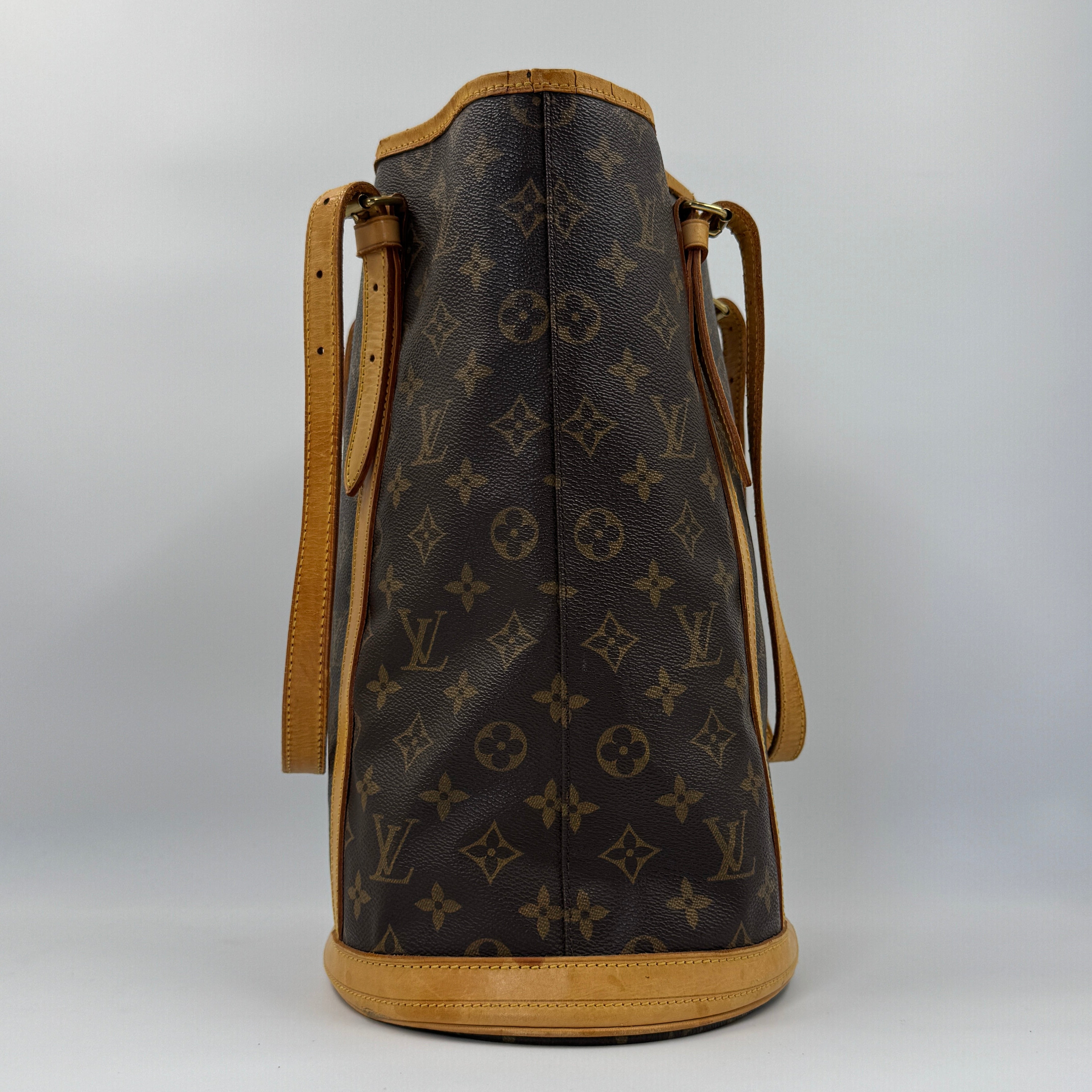 Louis Vuitton Petit Marais Bucket GM