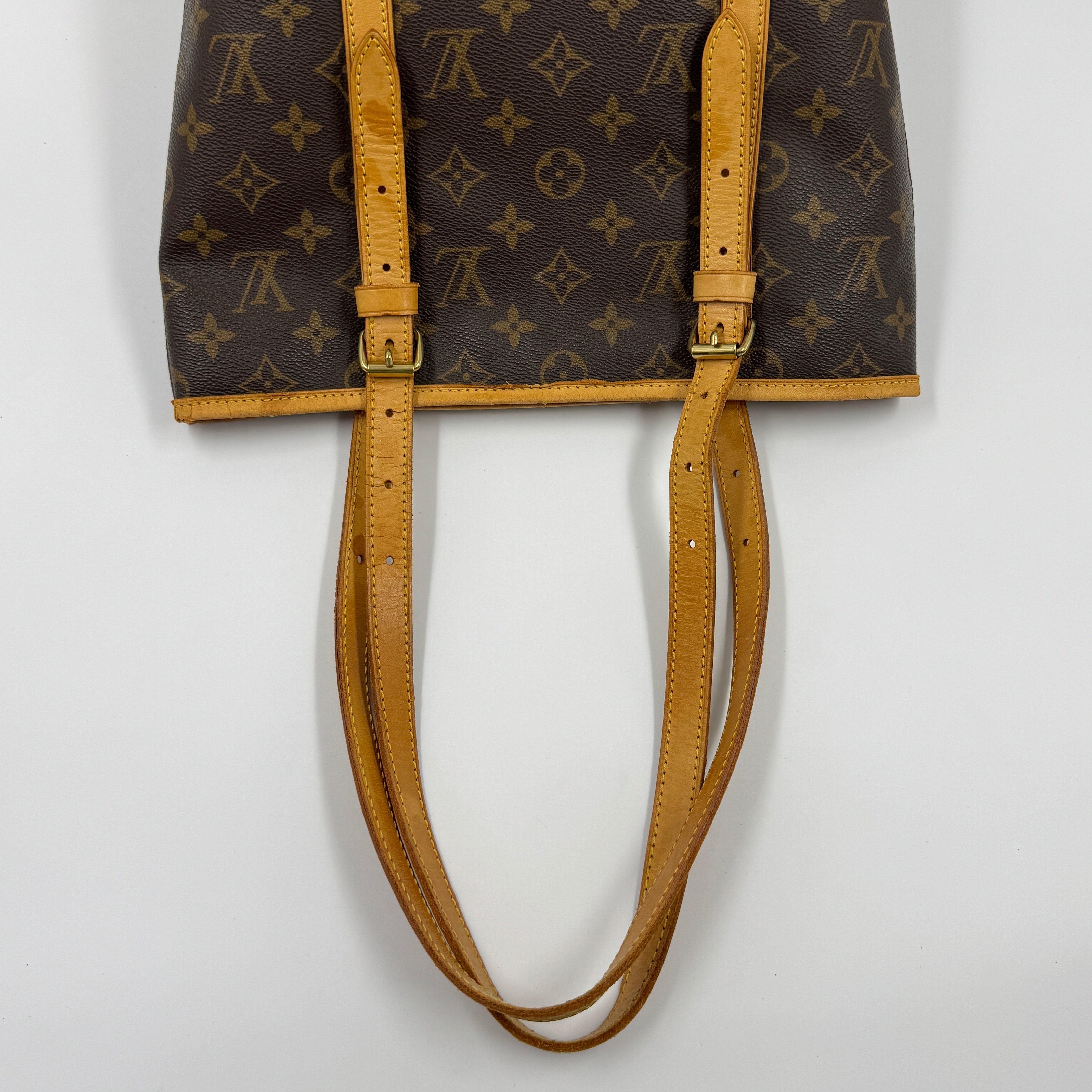 Louis Vuitton Petit Marais Bucket GM
