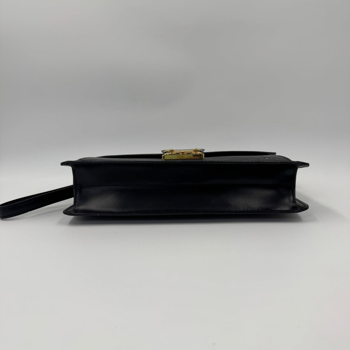 Louis Vuitton EPI Sellier Dragonne Clutch