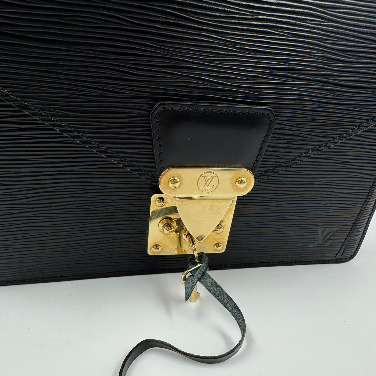 Louis Vuitton EPI Sellier Dragonne Clutch