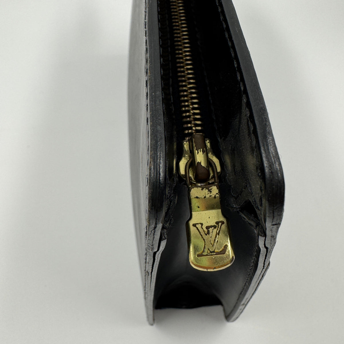 Louis Vuitton EPI Pochette Homme Clutch