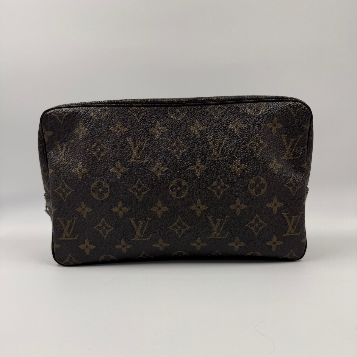 Louis Vuitton Trousse Toilette 27