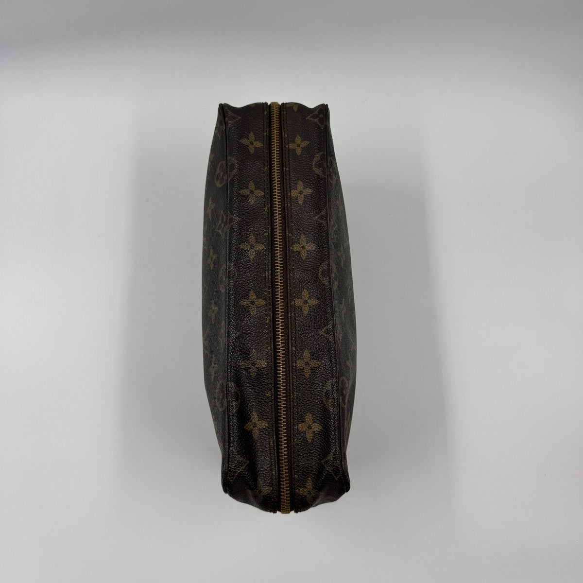 Louis Vuitton Trousse Toilette 27