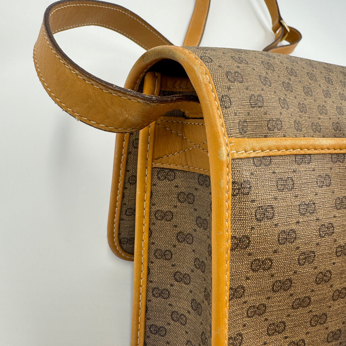 Gucci Crossbody & Clutch