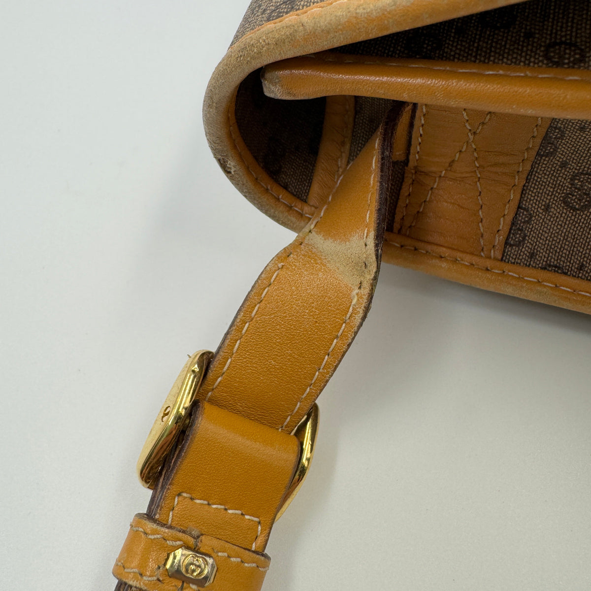 Gucci Crossbody & Clutch