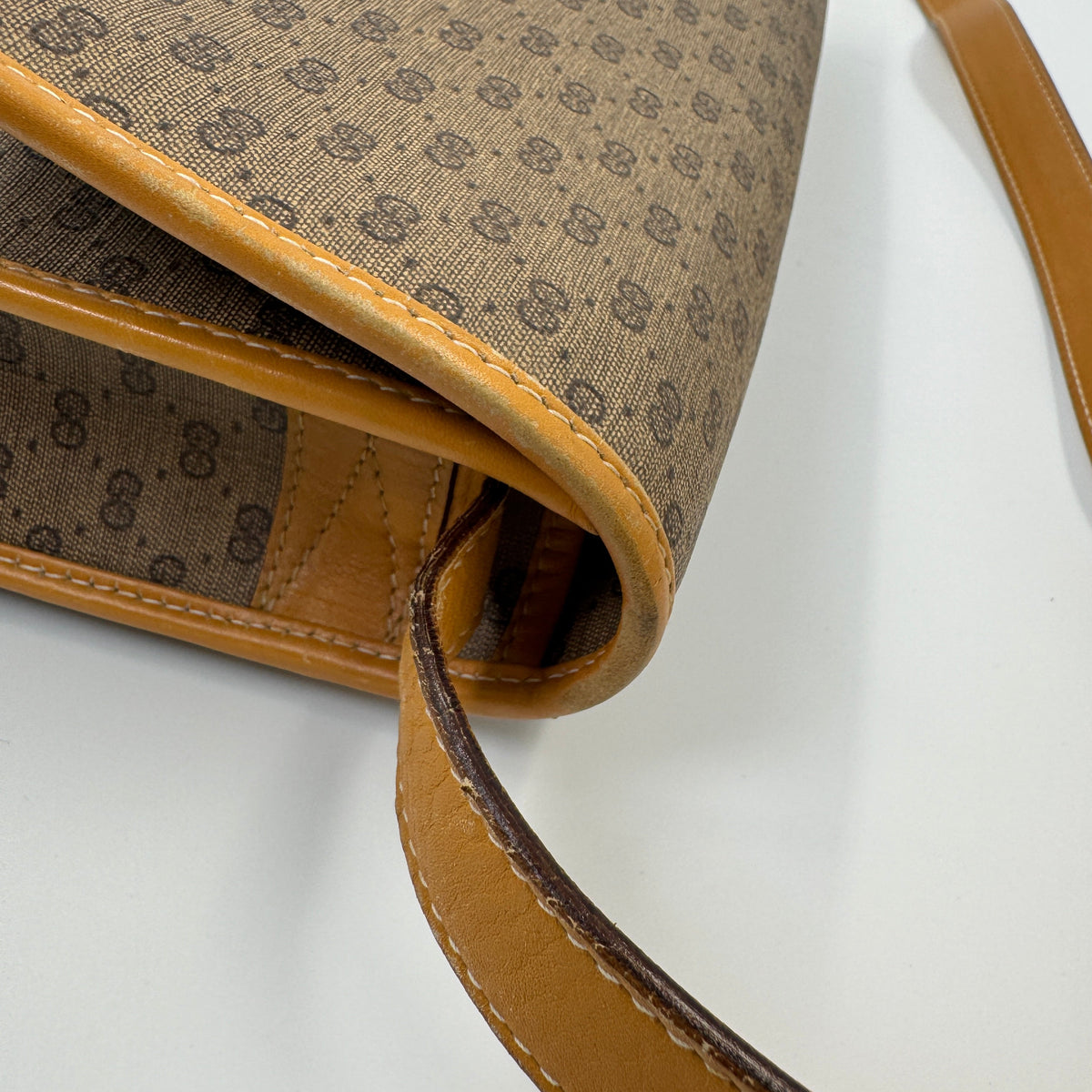 Gucci Crossbody & Clutch