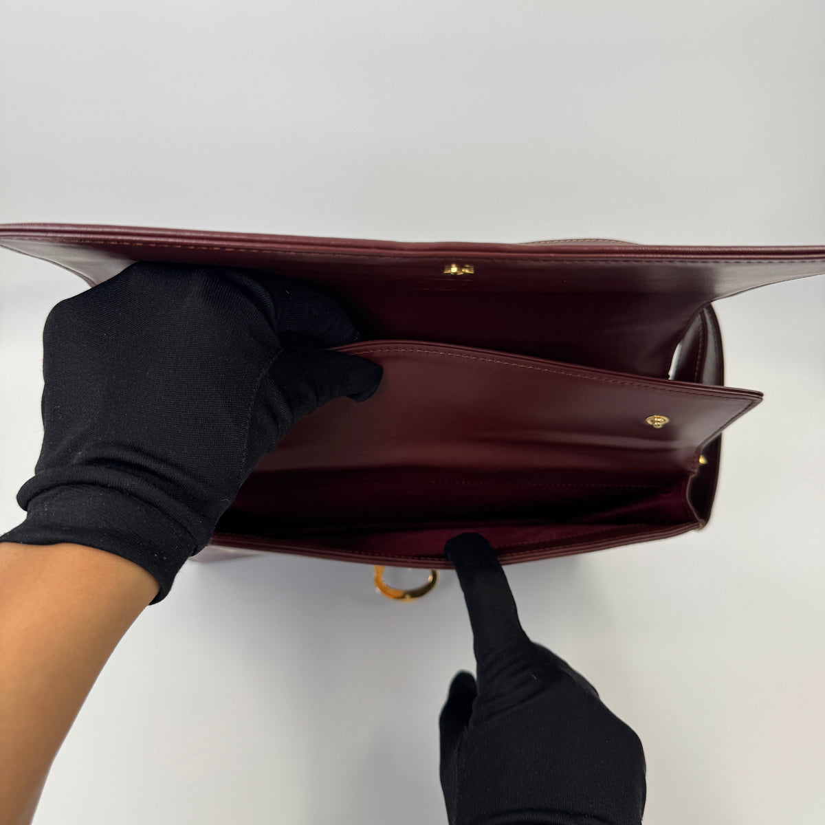 Cartier Must de Cartier Shoulder Bag Burgundy