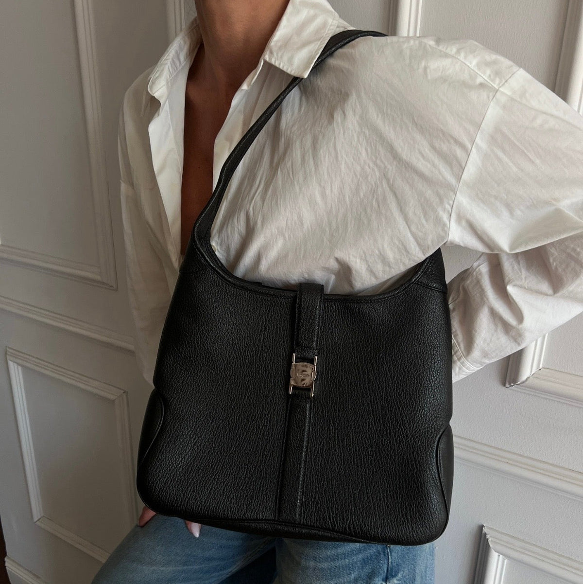 Ferragamo Shoulder Bag Black