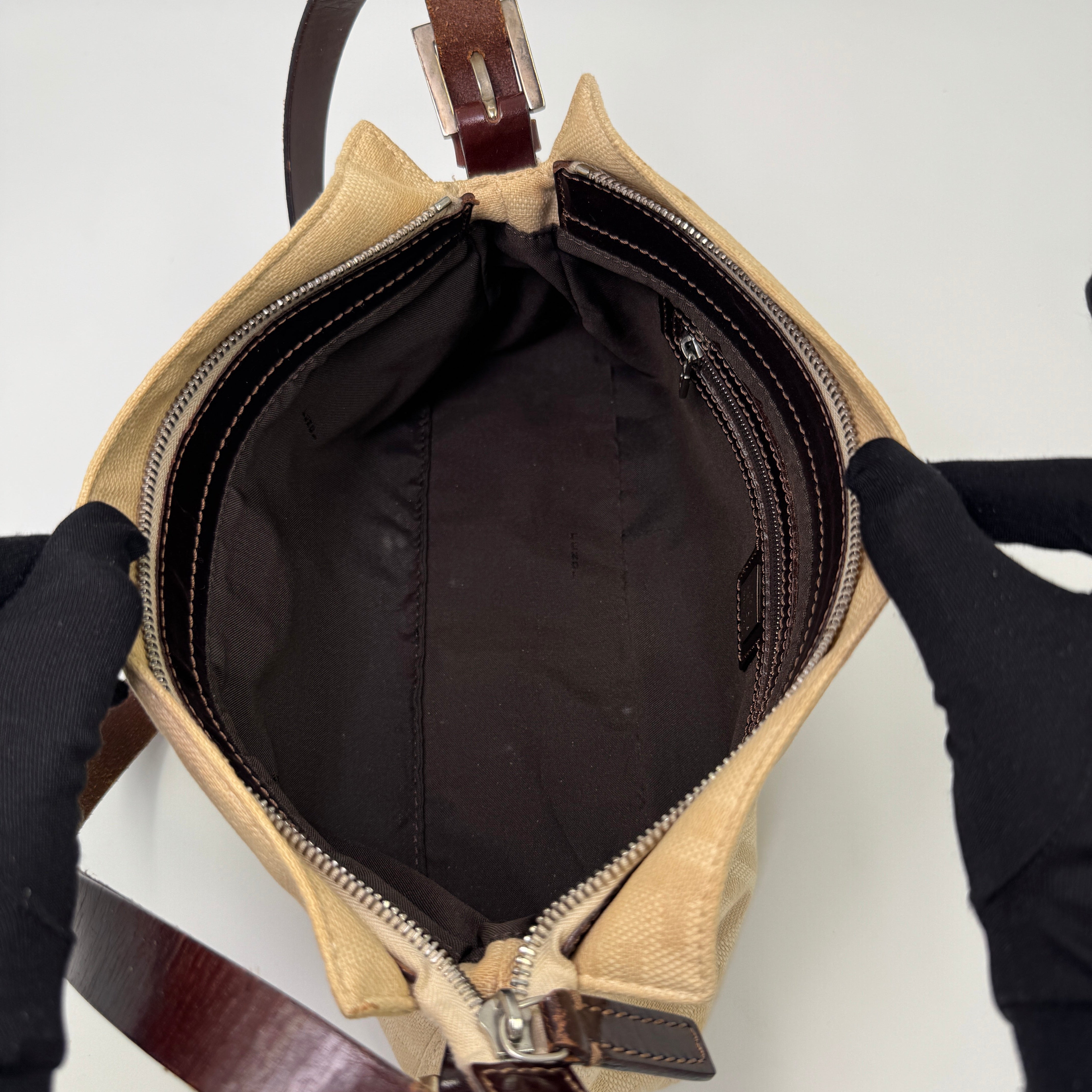 Fendi Baguette Medium Beige