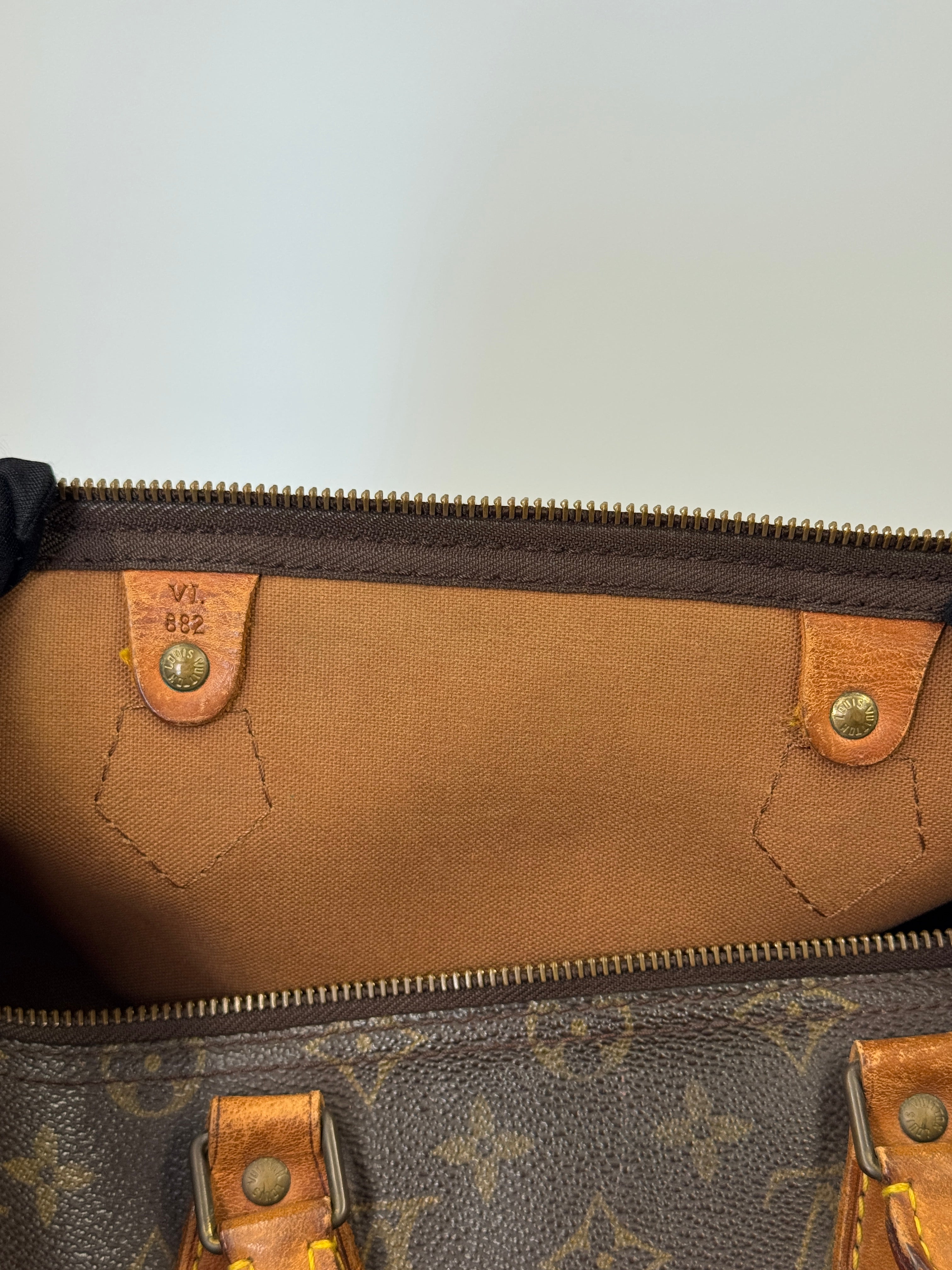 Louis Vuitton Speedy 35