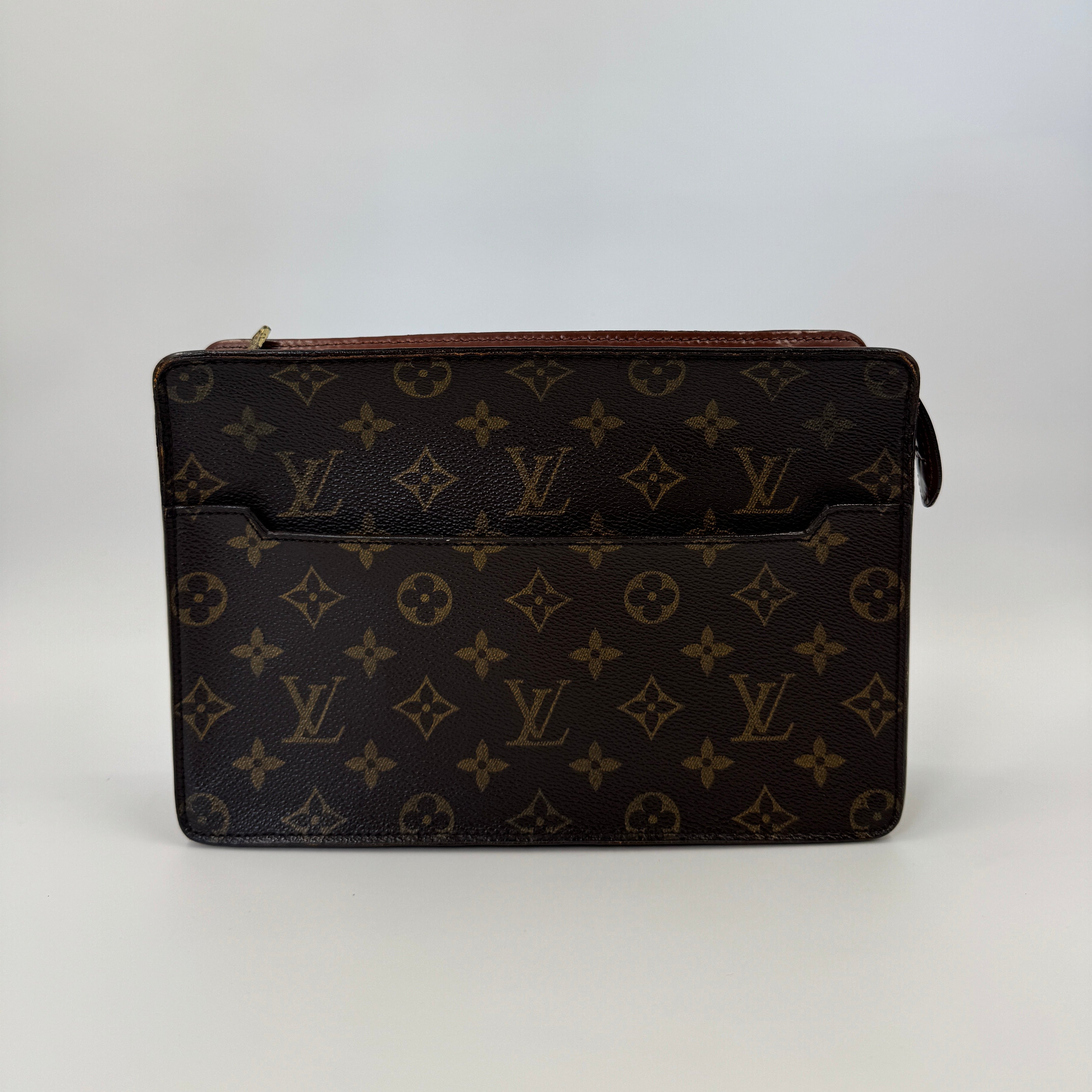 Louis Vuitton Monogram Canvas Clutch 13