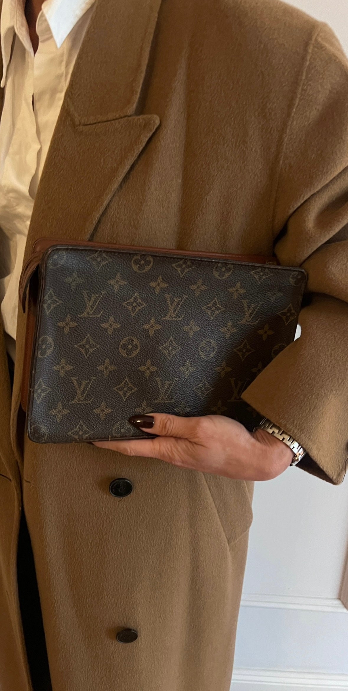 Louis Vuitton Monogram Canvas Clutch 2