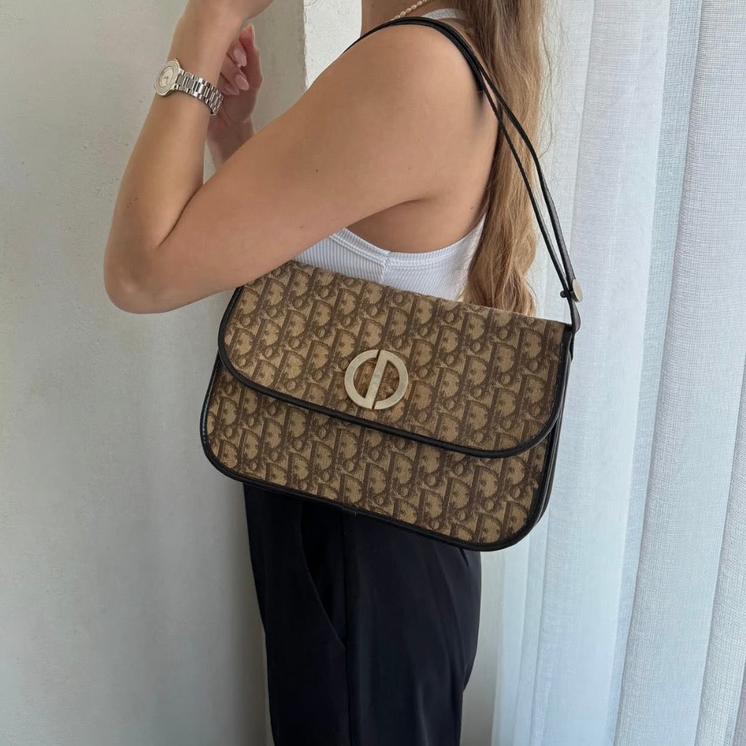 Dior Vintage Shoulder Bag Brown 2