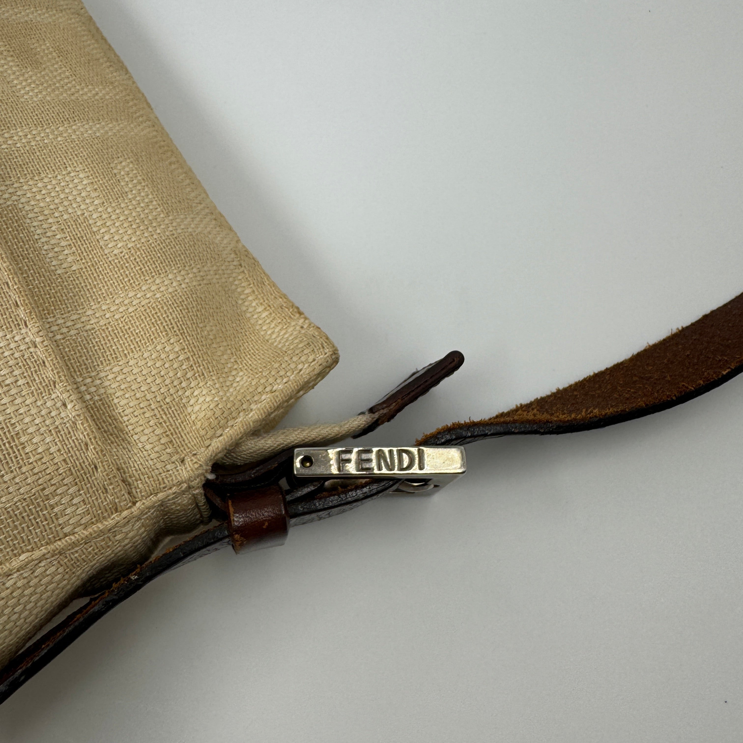 Fendi Baguette Medium Beige