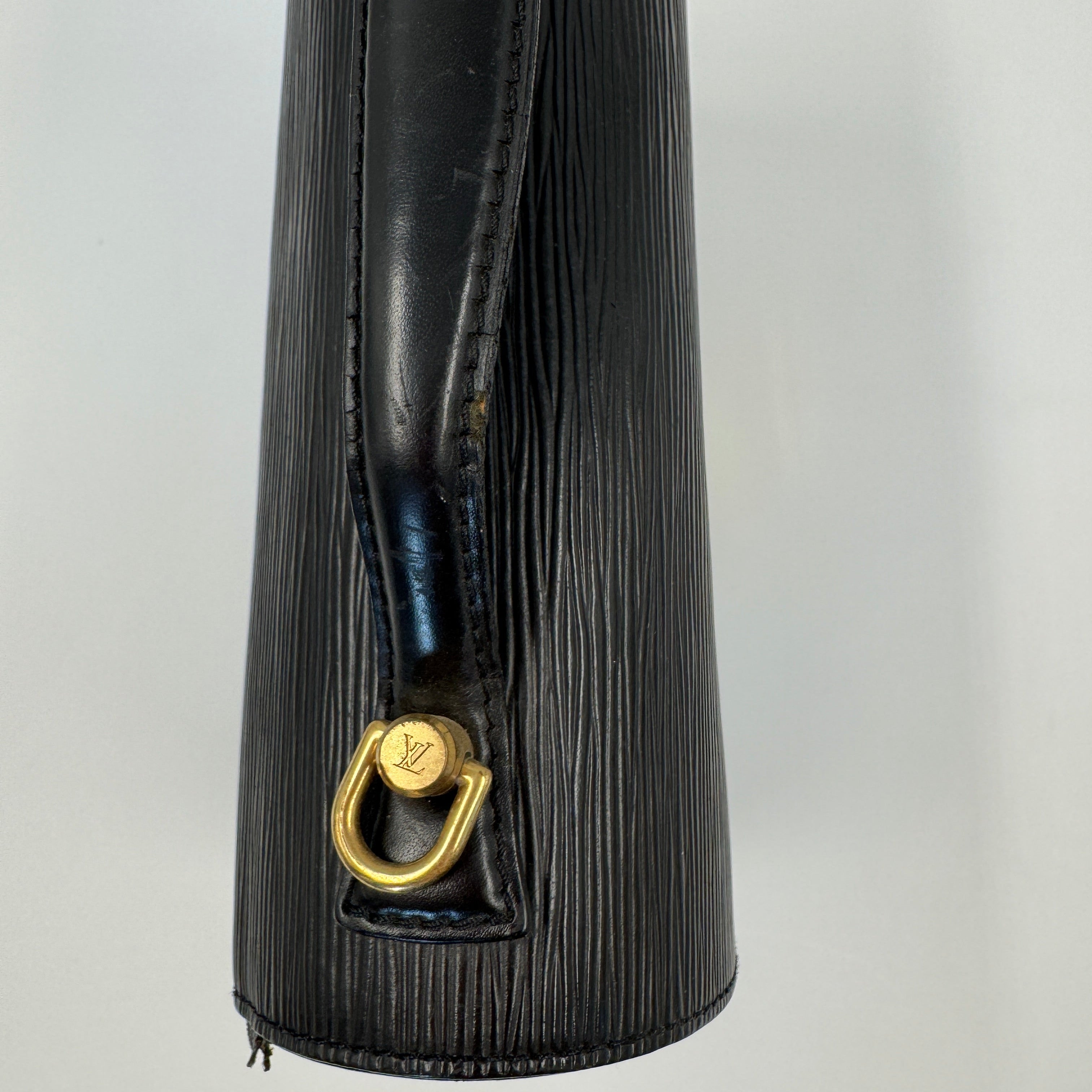 Louis Vuitton EPI Sellier Dragonne