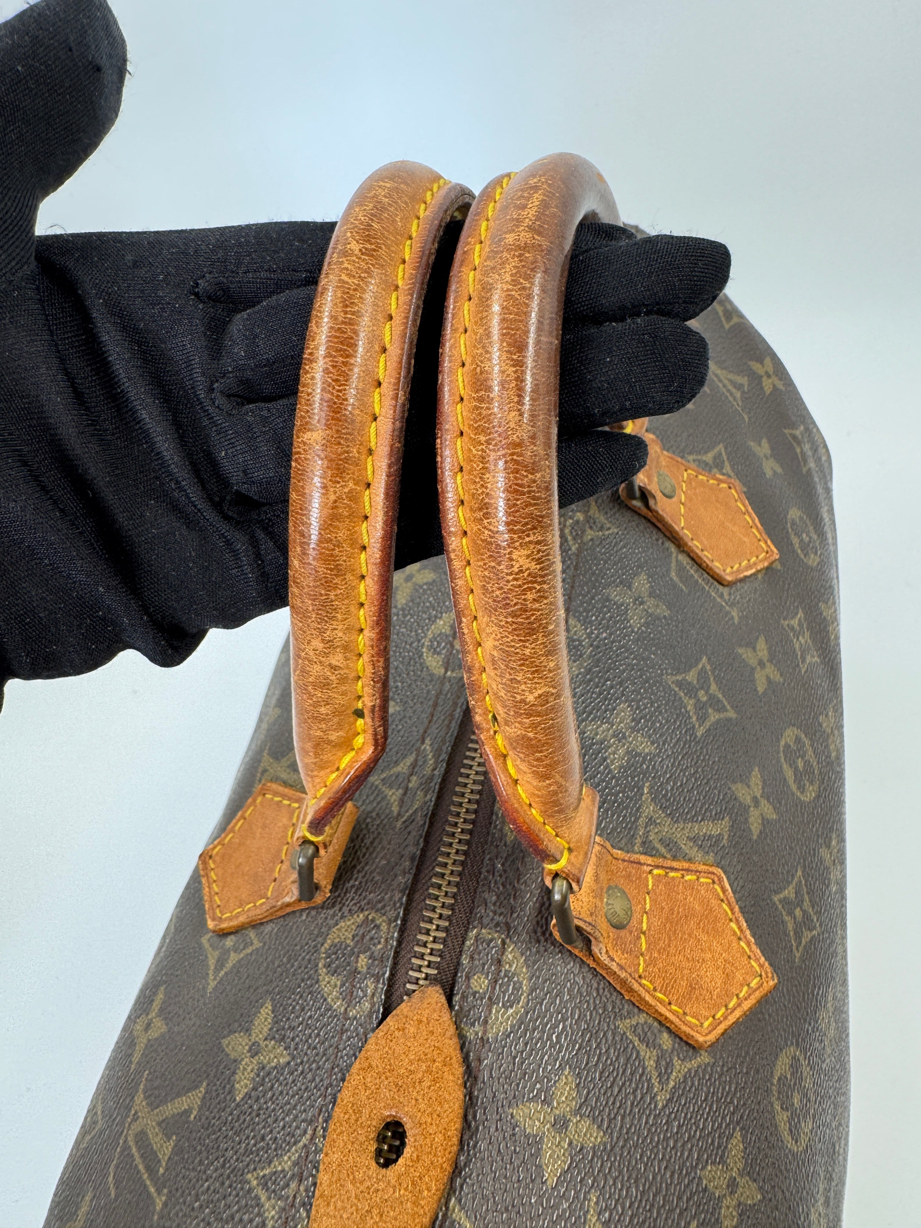 Louis Vuitton Speedy 35