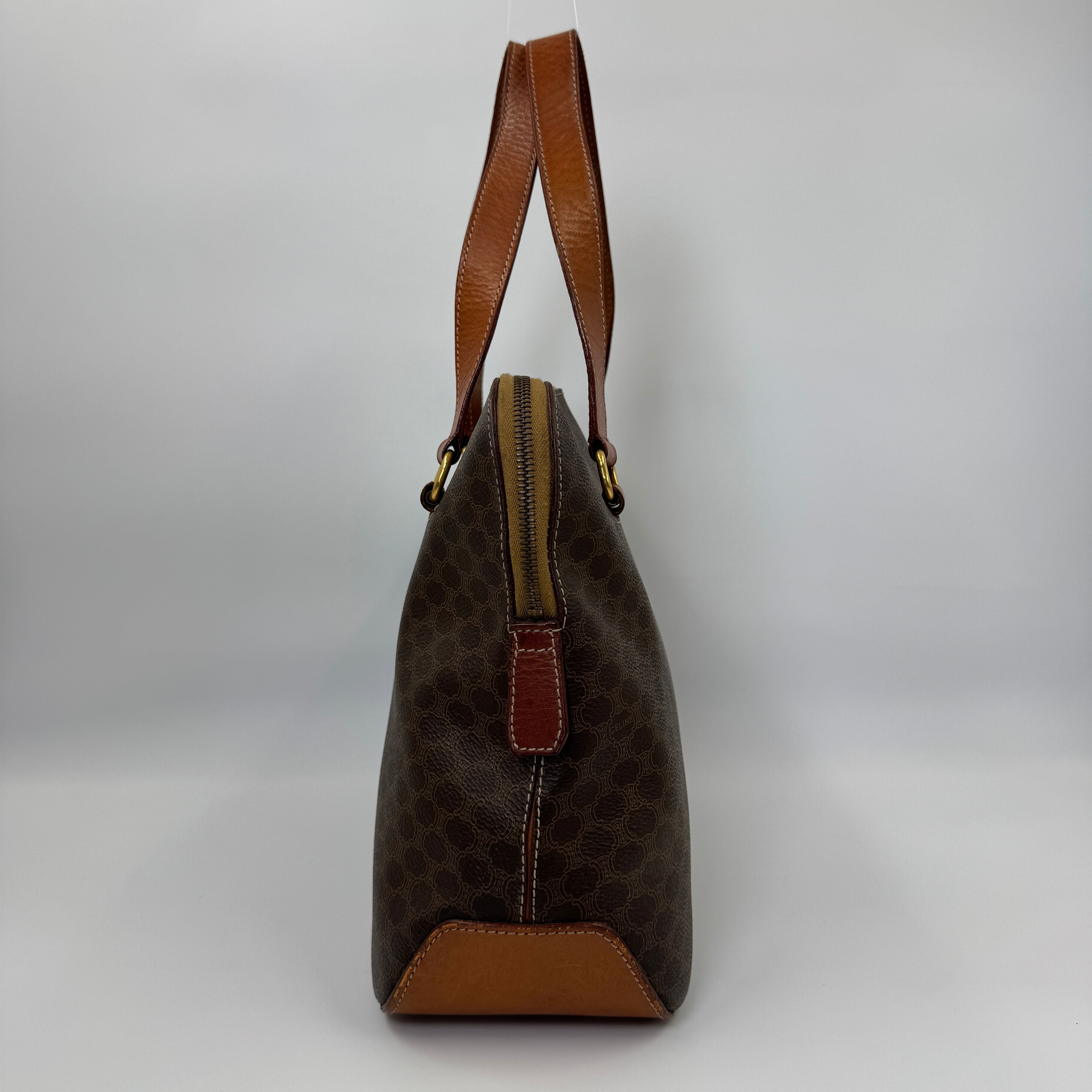 Céline Hand Bag Gold Logo Zipper